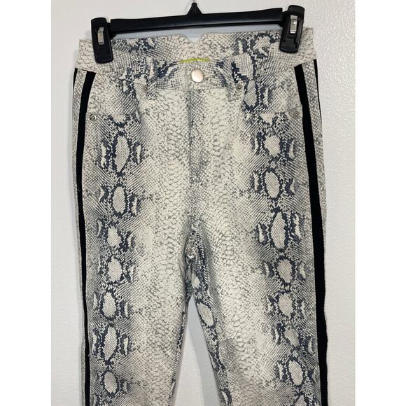 GIANNI BINI Fiona Jean Neon Pop Snakeskin Print Jeans Size S - Picture 2 of 12